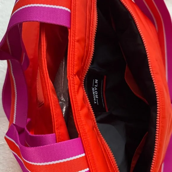 THINK ROYLN Beach Bum Cooler Bag (Maxi) -NWOT-Red Quilted Bag with Pink Straps - Picture 5 of 6